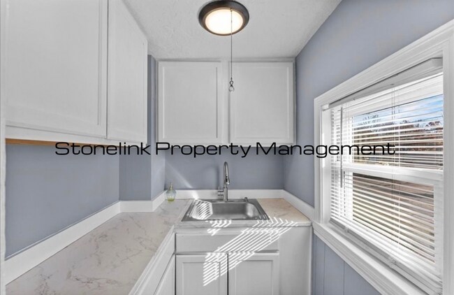 Building Photo - 229 Tremont St
