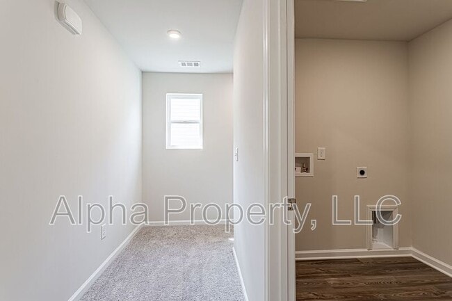 Building Photo - 4107 Garrison Ln