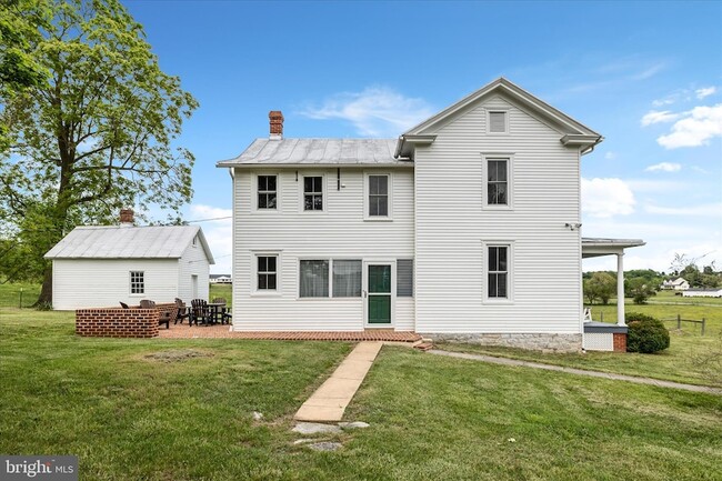 Building Photo - 5452 Middle Rd