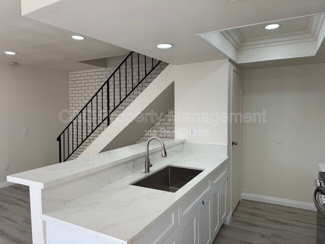 Building Photo - 3479 20th St