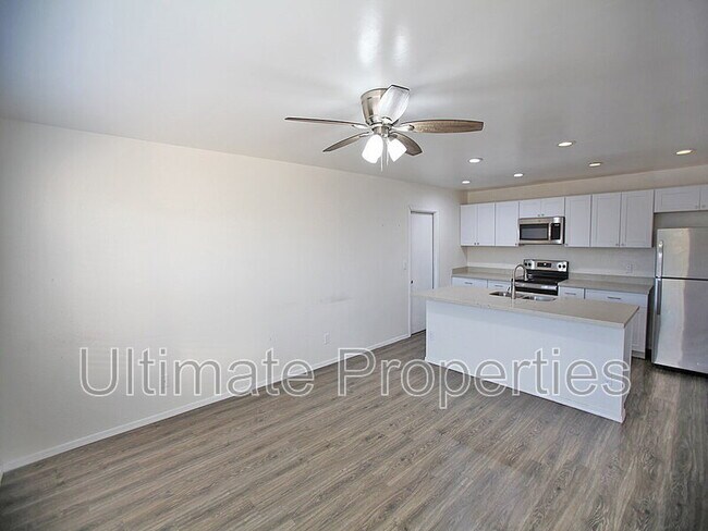Building Photo - 18205 N 87th Dr