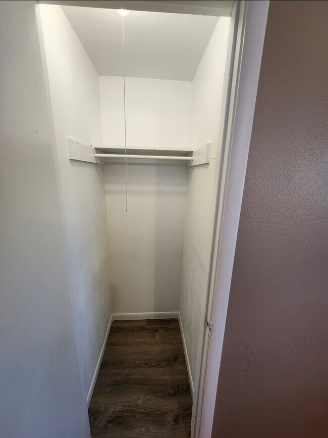 Building Photo - 3 bed 2 bath with 1 car carport