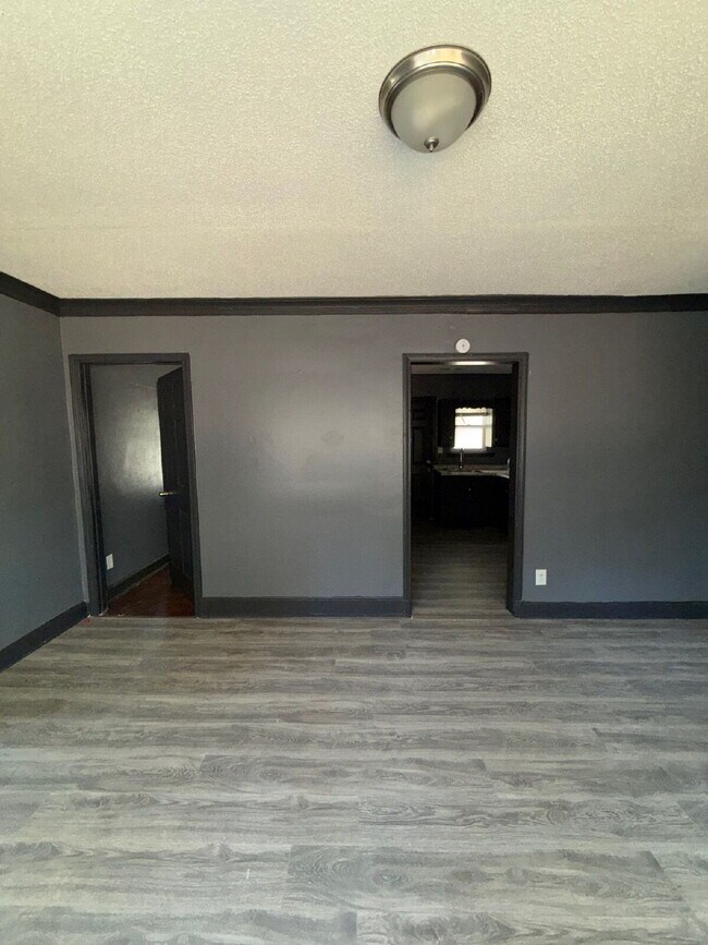 Building Photo - 1064 Brower St