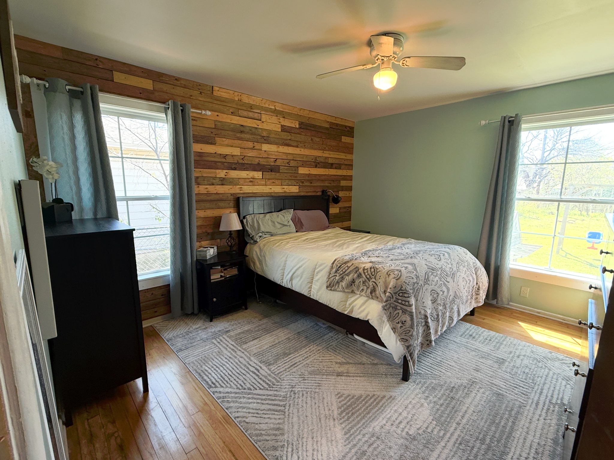 Building Photo - 1007 Emery St