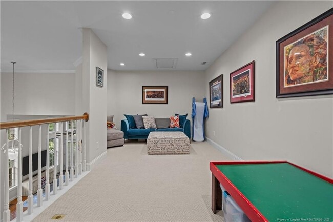 Building Photo - 94 Pine Hawk Dr