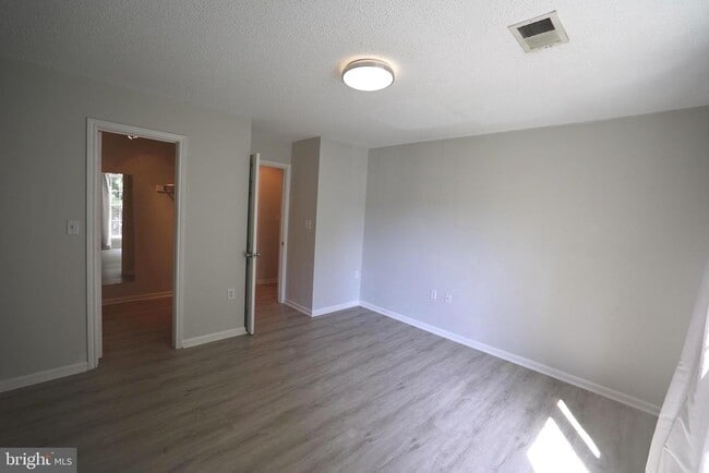 Building Photo - 20979 Timber Ridge Terrace