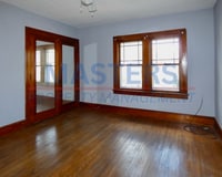 Building Photo - 524 E Hudson St