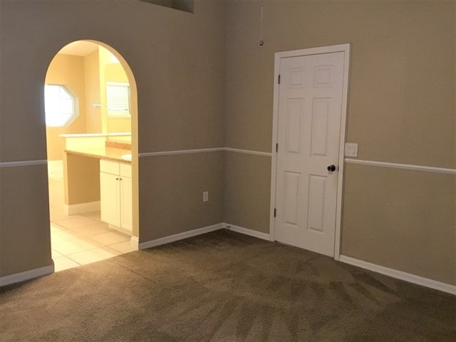 Building Photo - 1667 Vista Lake Cir