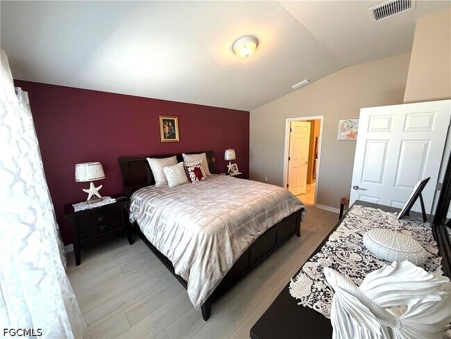 Building Photo - 2609 Clairfont Ct