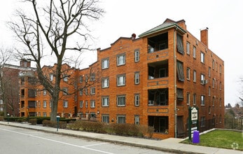 Building Photo - Apartments on Academy