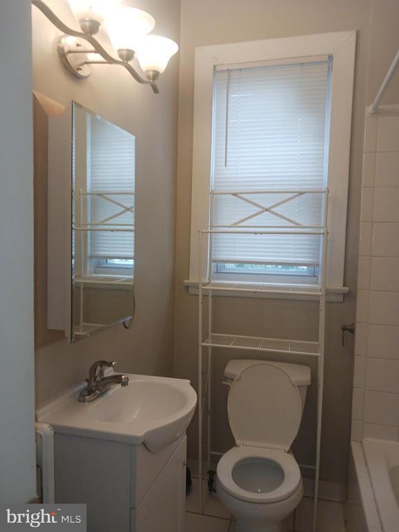 Building Photo - 1517 Beaver Heights Ln