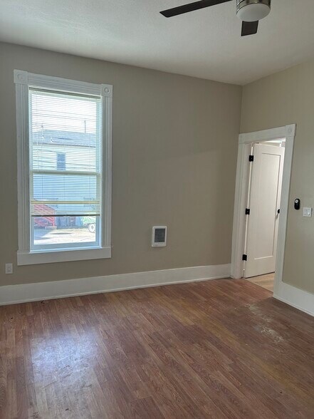 Building Photo - 1183 63rd St