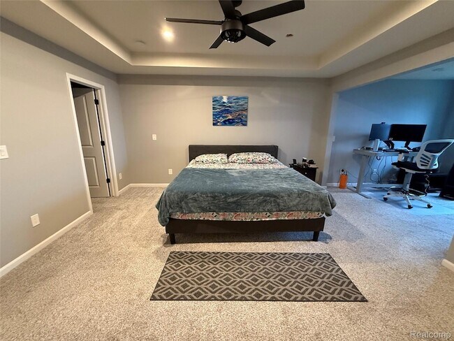 Building Photo - 4811 Broomfield Way