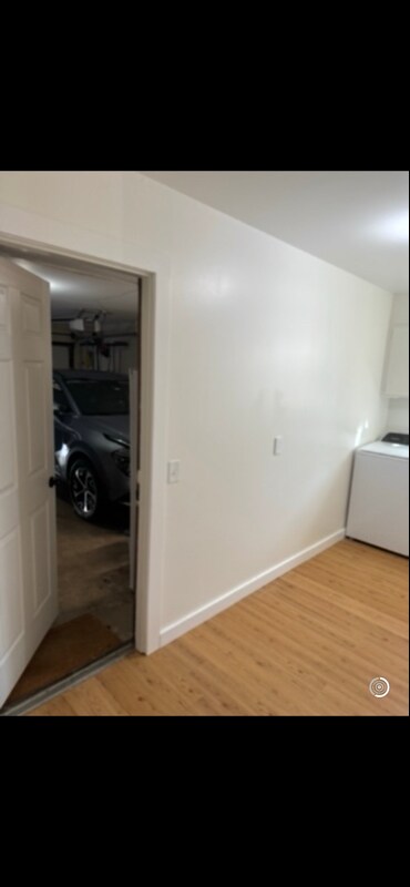 Building Photo - 8705 Lakeaire Dr