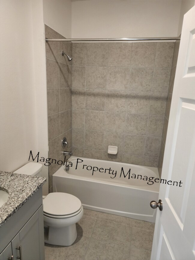 Building Photo - 1/2 Mo Free Rent!! Brand new 3/2 in Tarpon Bay