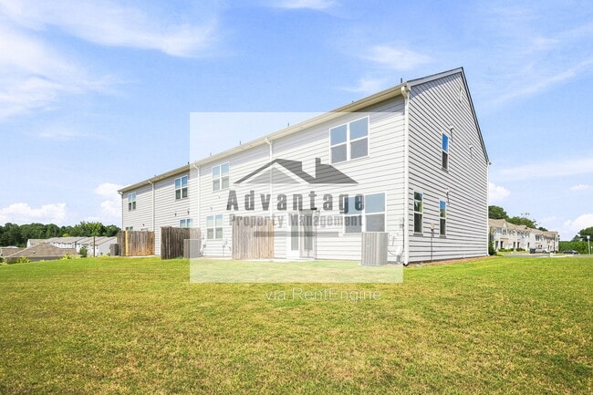 Building Photo - 132 Saginaw Ct