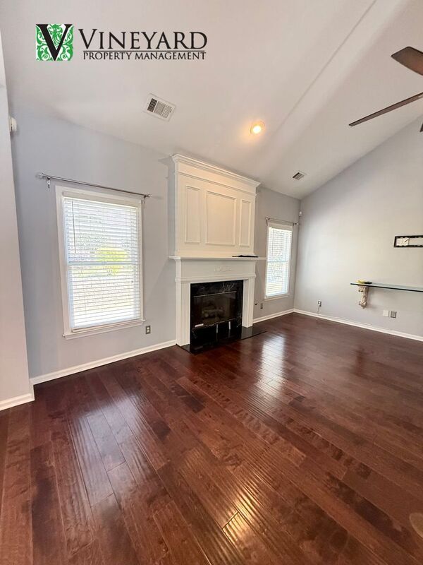 Building Photo - 3313 Hidden Trail Rd SE