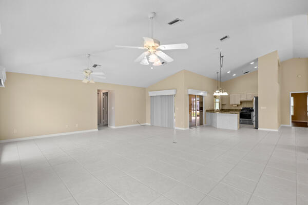 Building Photo - 5777 NW Eskimo Cir