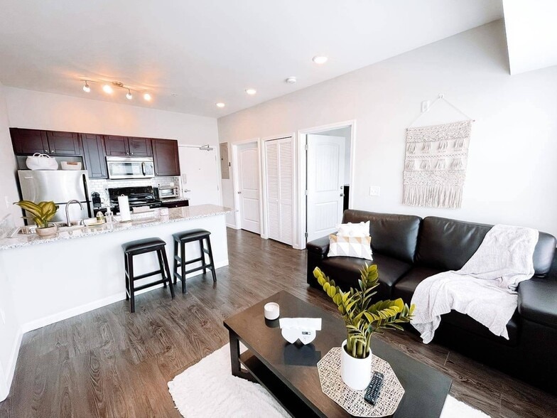 Fully-Furnished Apartment - The Ridge