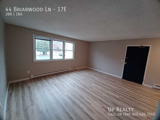 Building Photo - 40-44 Briarwood Ln