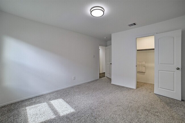 Building Photo - 21242 Violet Dusk Dr