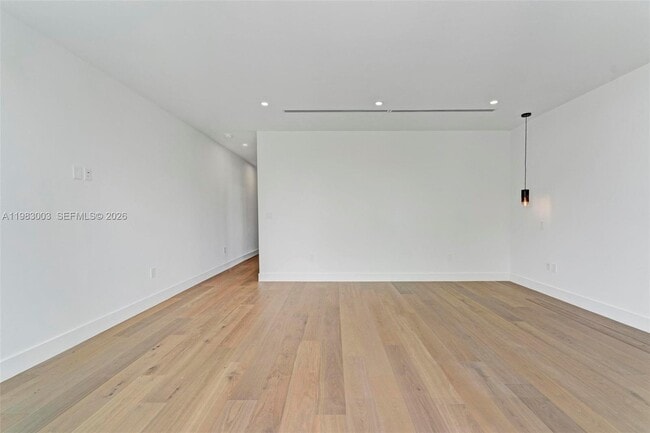 Building Photo - 630 NE 82nd St