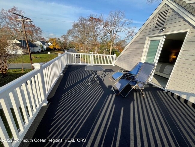 Building Photo - 282 Berger Ave