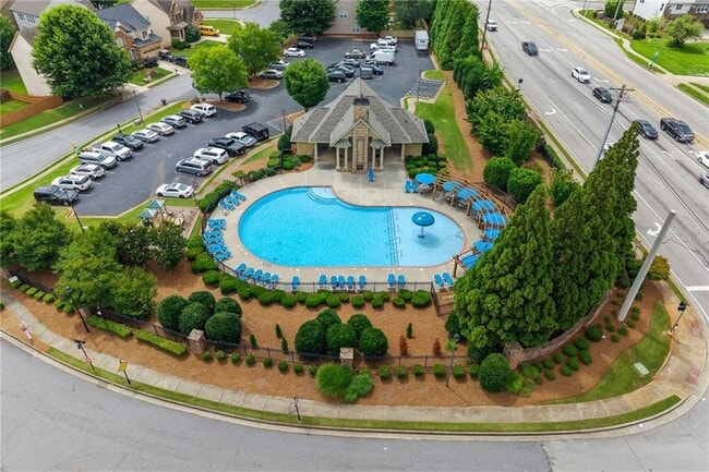 Building Photo - 318 Knelston Oak Dr NE