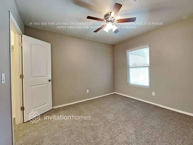 Building Photo - 16633 W Culver St