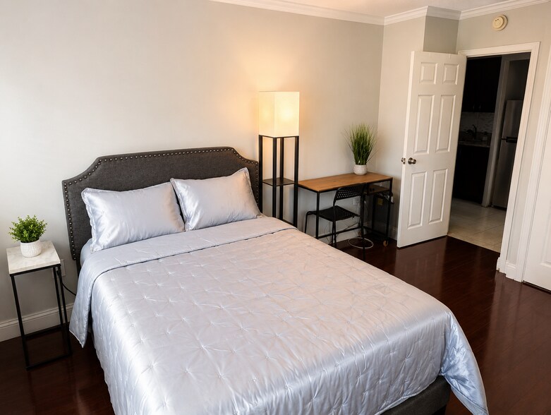 Bedroom - 2101 Chestnut St