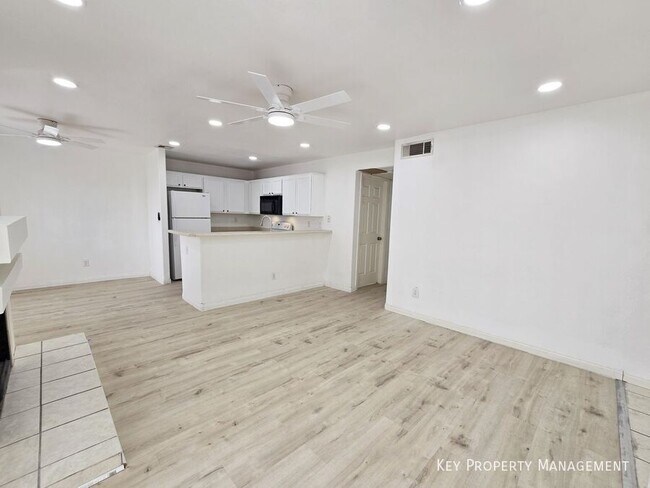 Building Photo - 2972 Juniper Hills Blvd