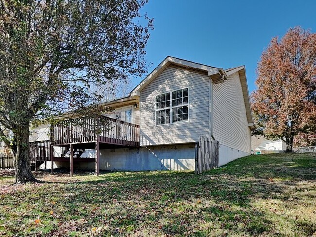 Building Photo - 5404 Silver Grove Ln