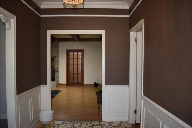 Building Photo - 414 Arrowhead Dr