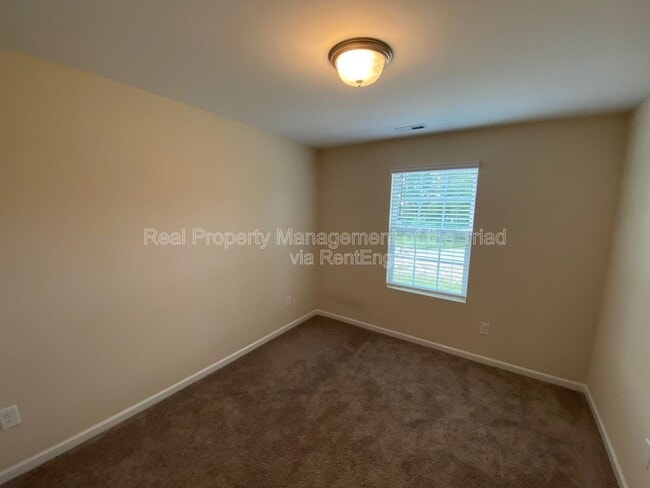 Building Photo - 3907 Copperfield Ct