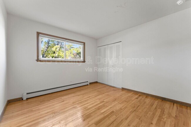 Building Photo - 515-25 N Highview Ave