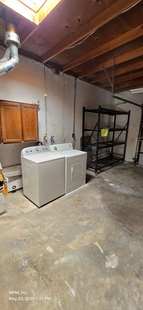 Building Photo - 2 Bedroom 2 bath home in Sierra Bonita sen...