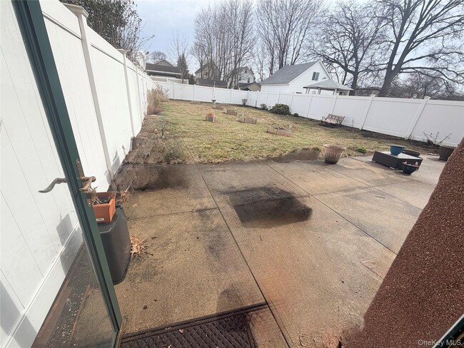 Building Photo - 99-11 216th St