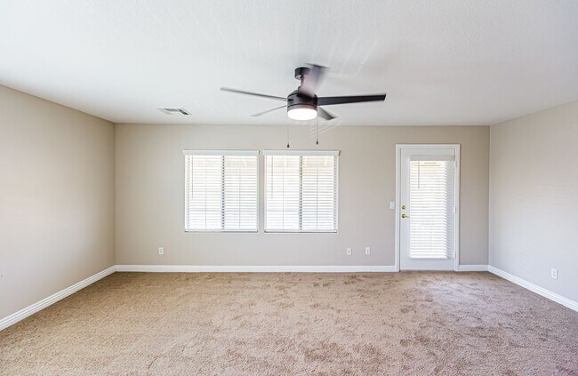 Building Photo - 2 Master Suites in a gated community