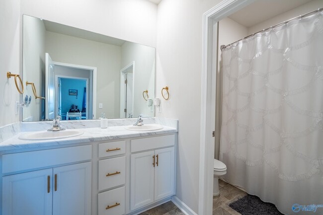 Building Photo - 117 Red Fox Wy