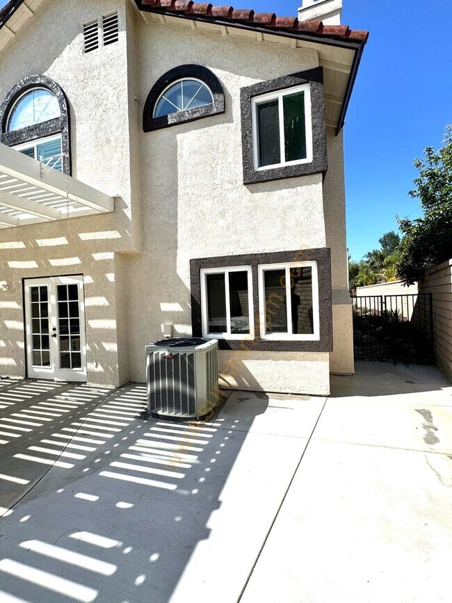 Building Photo - FULLY REMODELED CHINO HILLS BEAUTY! 4 BEDROOMS OFFICE 3-CAR GARAGE TOP SCHOOLS