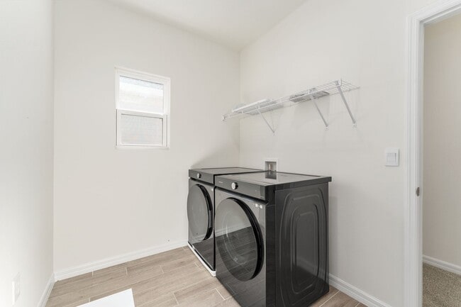 Building Photo - 1386 NW 132nd Cir