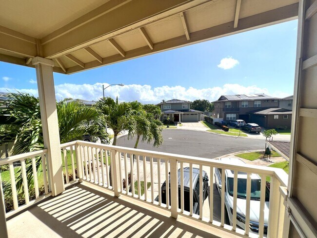 Building Photo - Haleaka Single Family 4 bedroom 3 bedroom ...