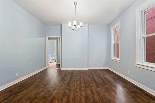 Building Photo - Beautiful Renovated 5 Bedroom House!