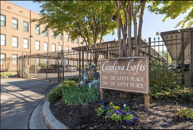Building Photo - 89 W Carolina Ave