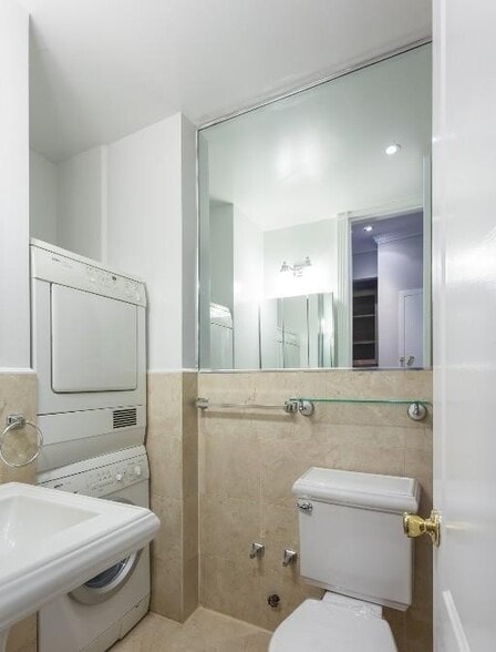Building Photo - 42 Avenue B