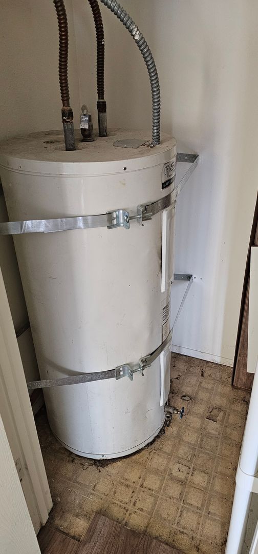 Building Photo - CLEARACRE GARDENS – 1 Bed / 1 Bath Condo for Rent (700 Sq Ft)