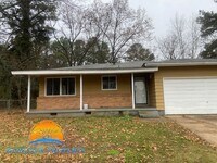 Building Photo - 3106 Acklen Dr SW