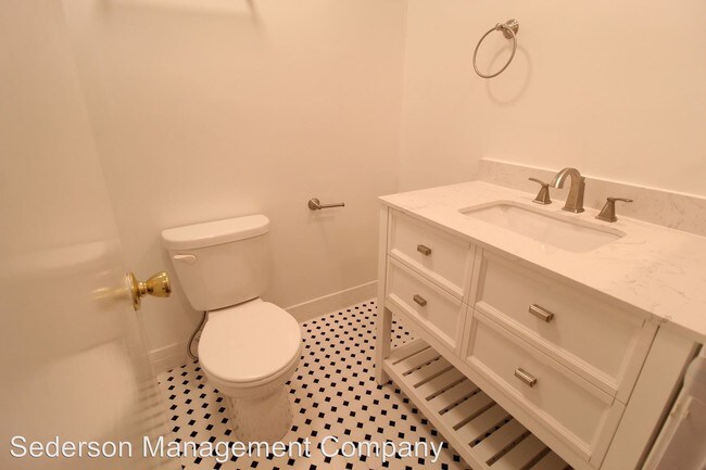 Building Photo - 4420 Jarboe St