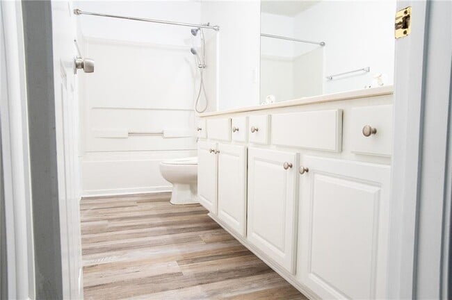 Building Photo - 1315 Great River Pkwy SE