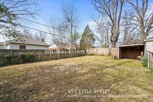 Building Photo - 453 Lytle St